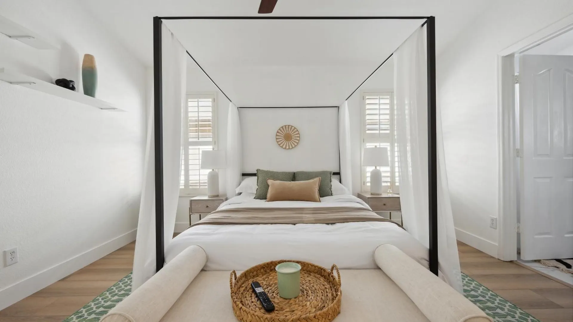 Chic Desert Retreat - Lush Spa Pool - Mini Golf Phoenix Villa