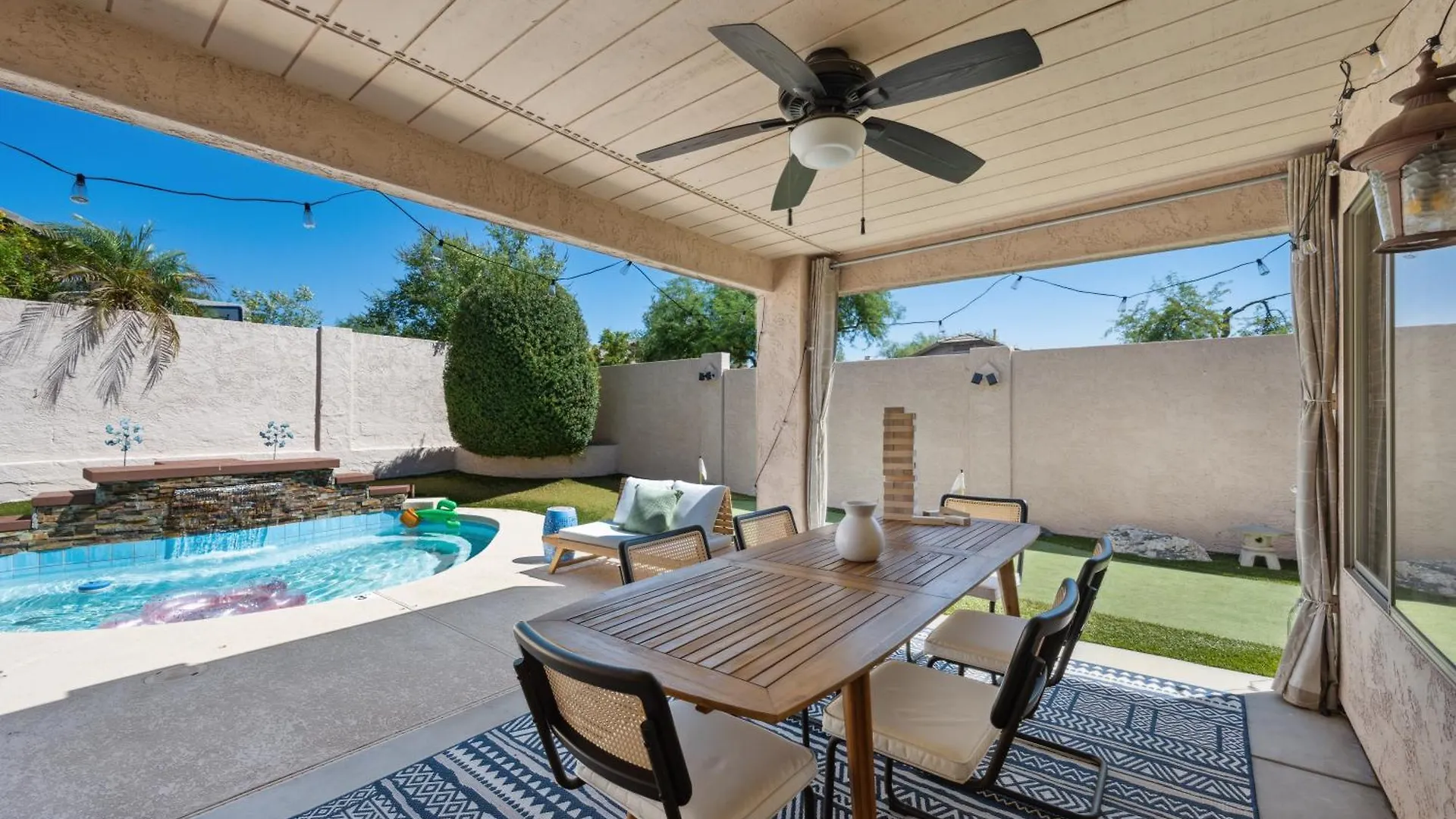 Chic Desert Retreat - Lush Spa Pool - Mini Golf Phoenix Villa